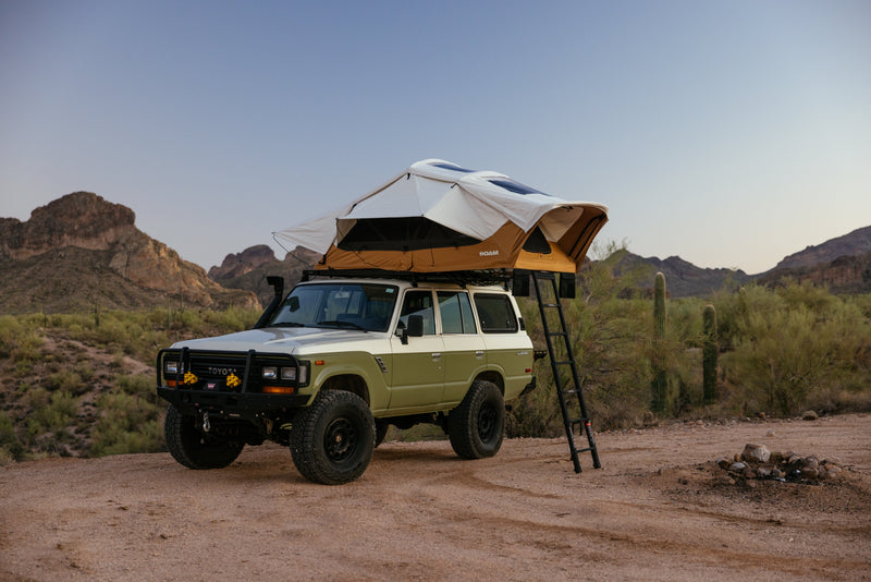 Load image into Gallery viewer, Vagabond XL 2.0 Rooftop Tent
