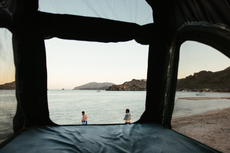 Load image into Gallery viewer, The Desperado Hardshell Rooftop Tent
