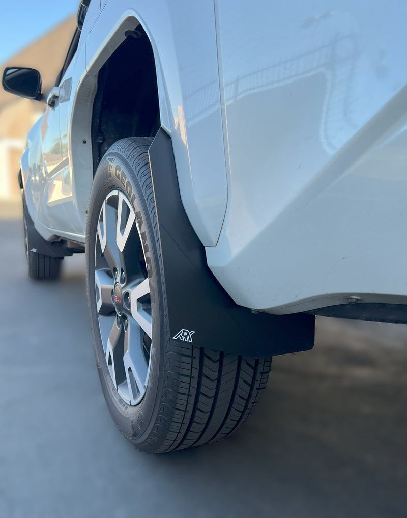 Load image into Gallery viewer, 2025+ Toyota 4Runner TriXpoly Mid-Mudflaps
