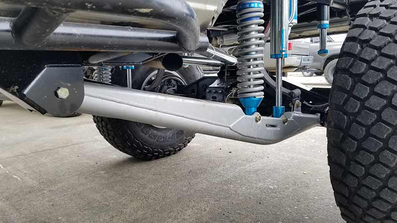 Load image into Gallery viewer, RuffStuff URC Trailing Arms, Pair
