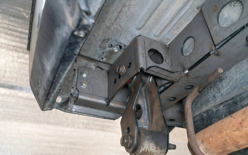 Load image into Gallery viewer, Shackle Relocation Kit For Jeep XJ
