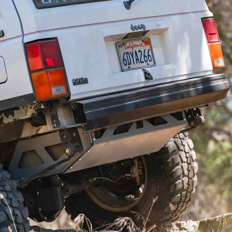 Load image into Gallery viewer, Gas Tank Skid Plate For Jeep XJ
