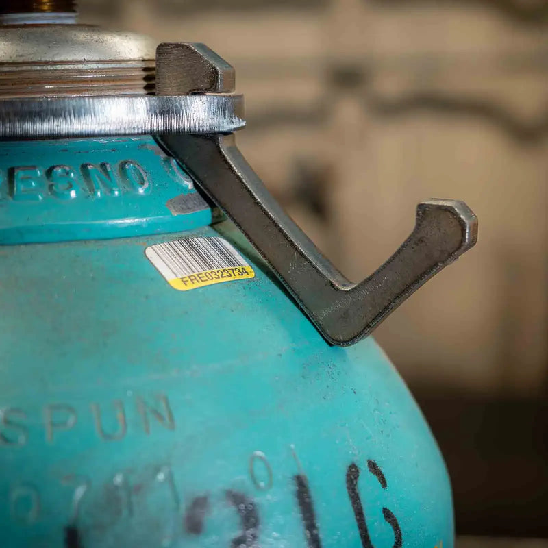 Load image into Gallery viewer, Weld Bottle Organizer Hooks
