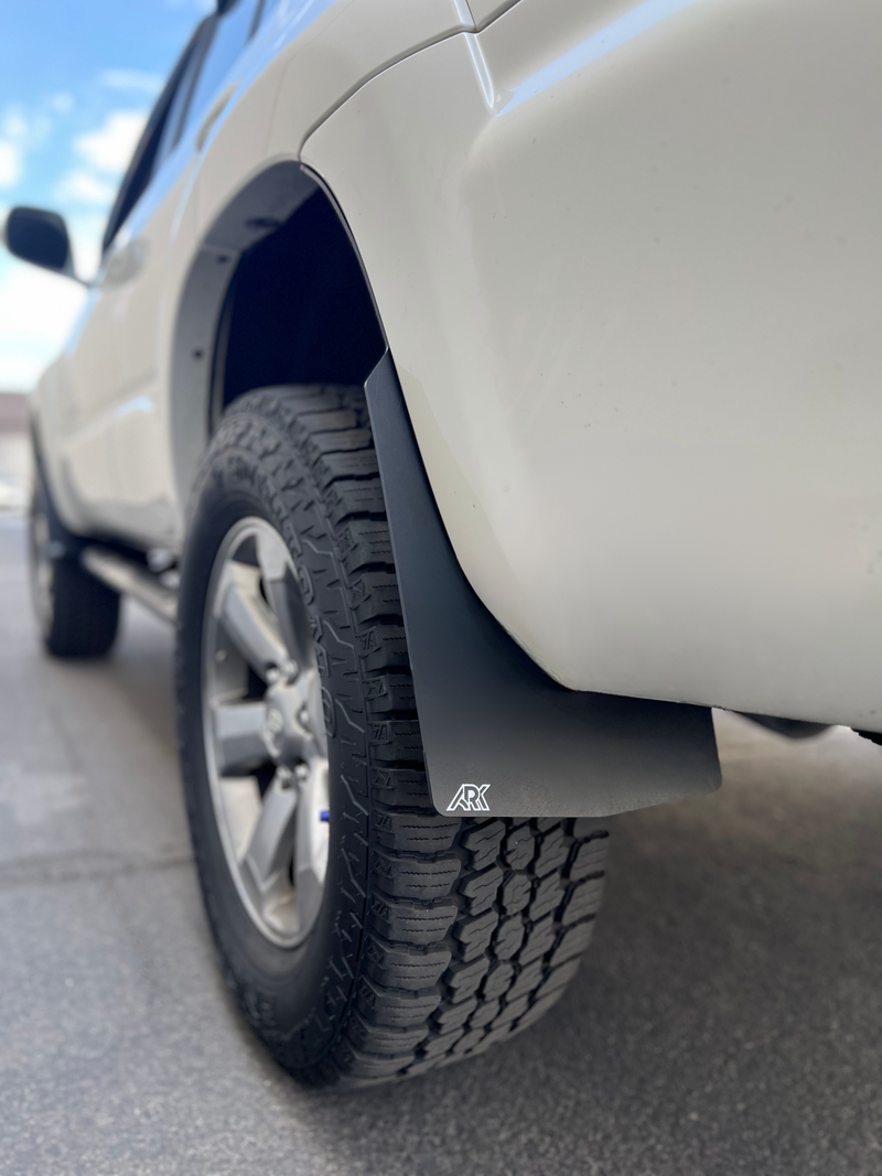 Load image into Gallery viewer, 2006 -2009 Toyota 4Runner TriXpoly Mid-Mudflaps
