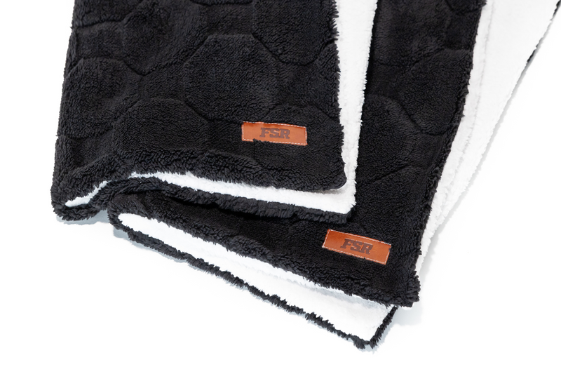 Load image into Gallery viewer, Cloud Comforter &amp; Pillow Case Set
