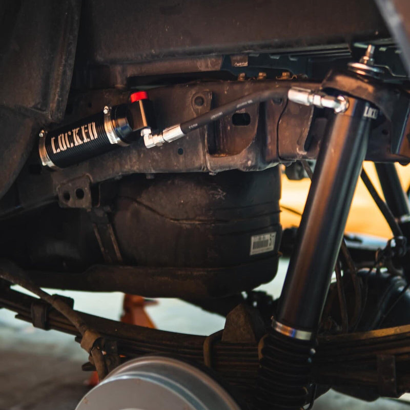 Load image into Gallery viewer, 05-23 2nd/3rd Gen Tacoma 2.5&quot; Coilover Lift Kit
