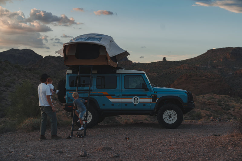 Load image into Gallery viewer, Vagabond 2.0 Rooftop Tent
