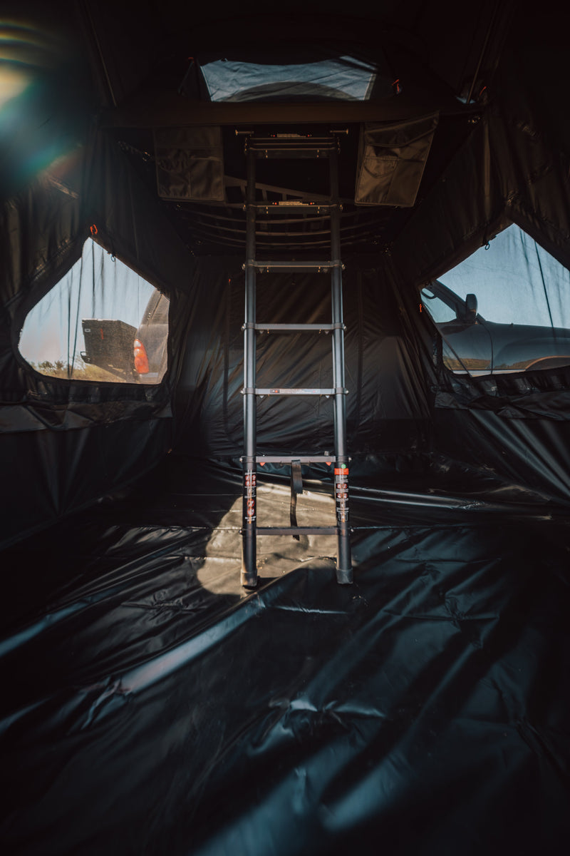 Load image into Gallery viewer, Vagabond 2.0 Rooftop Tent
