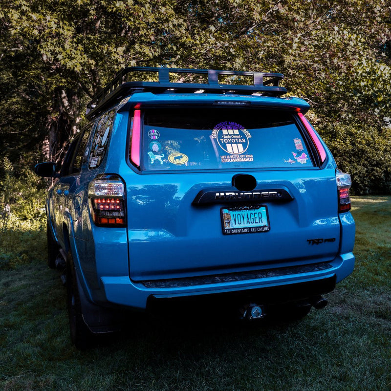 Load image into Gallery viewer, Rear Pillar Sequential LED Brake Light Kit for 4Runner (2010-2024)
