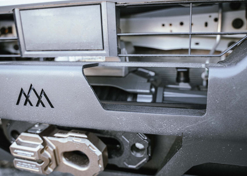 Load image into Gallery viewer, Toyota Tacoma 4th Gen (2024+) Hi-Lite Overland Front Bumper [No Bull Bar]
