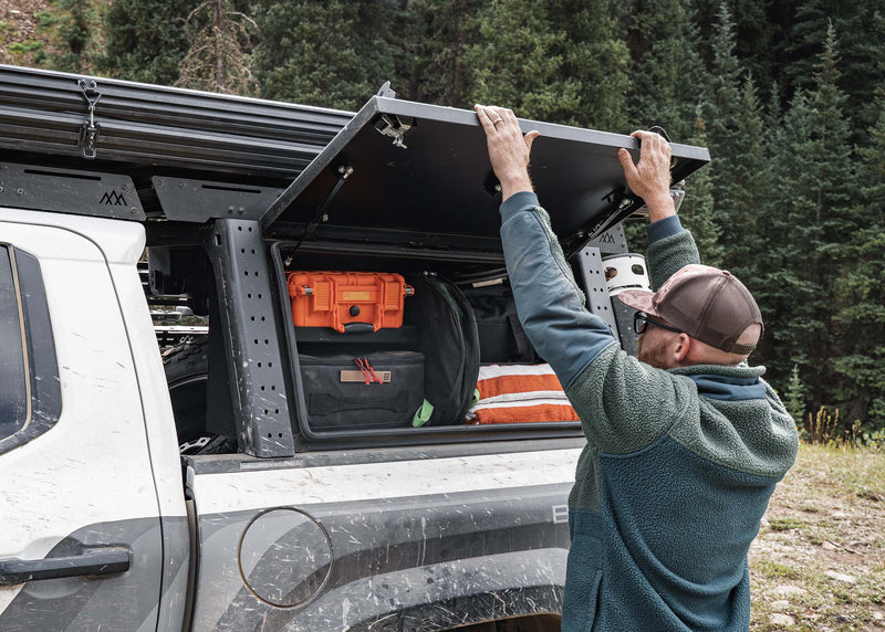 Load image into Gallery viewer, Toyota Tacoma (2005+) Overland Bed Rack
