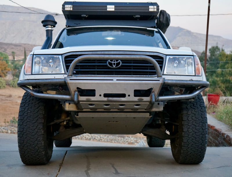 Load image into Gallery viewer, Lexus LX470 Front Bumper High Clearance STRYKER 100 - DIY Kit (1998 - 2007)
