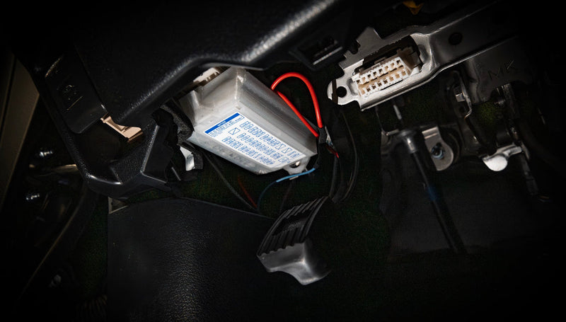 Load image into Gallery viewer, Fuse box cover
