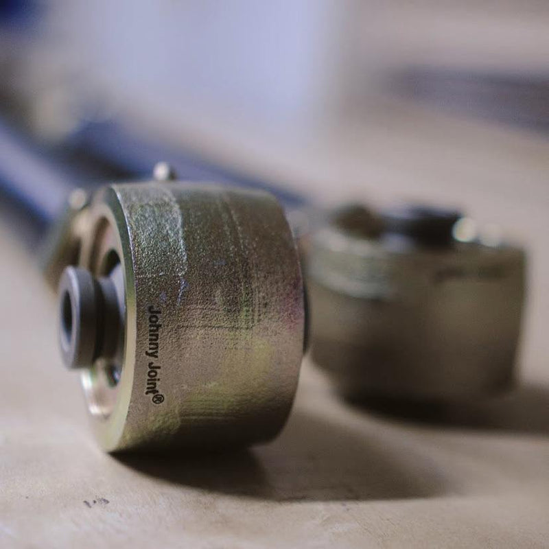 Load image into Gallery viewer, Rear Adjustable Control Arms (01-07 Sequoia)
