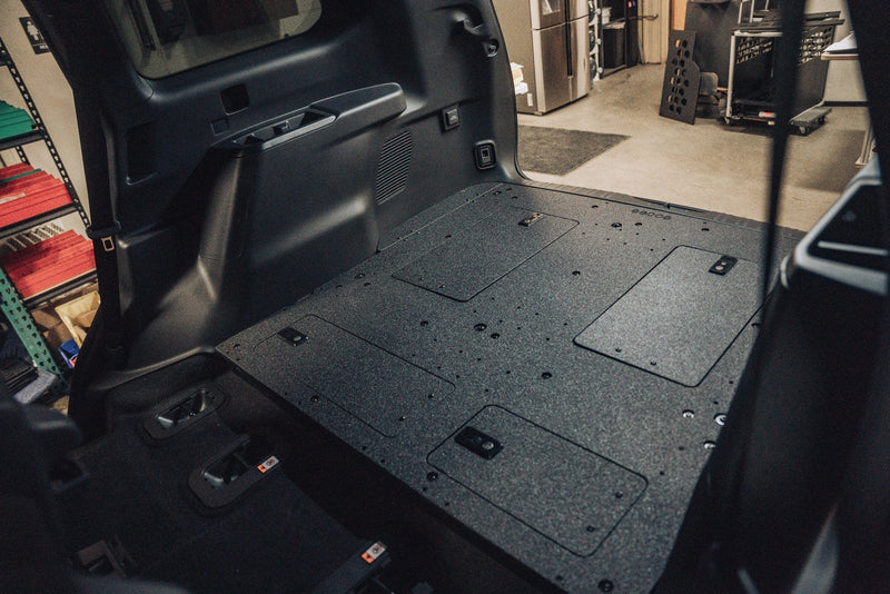 Load image into Gallery viewer, Lexus - GX550 - 2024-Present - Explore Series - Rear Plate System - Non-Third Row
