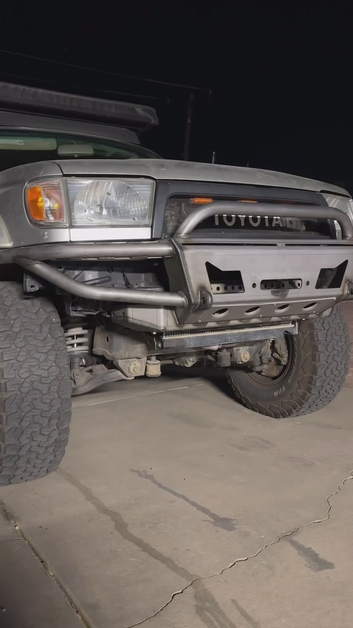 Load and play video in Gallery viewer, STRYKER OG - Front Bumper for 3rd Gen 4Runners (1996 - 2002) Welded
