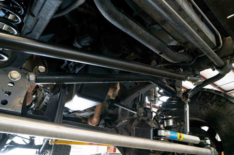 Load image into Gallery viewer, Ruffstuff Front Panhard / Track Bar For Jeep JK

