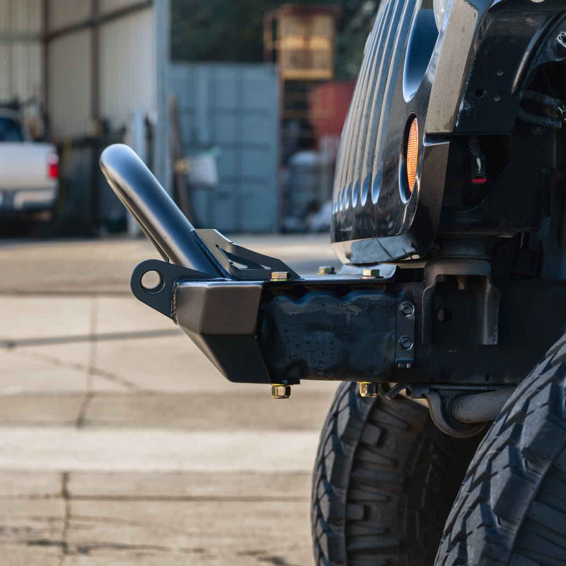 Load image into Gallery viewer, Frame Chop Front Bumper with Stinger For Jeep JK
