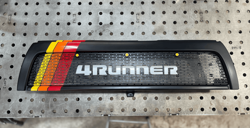 Load image into Gallery viewer, 1996-2002 3rd Gen 4Runner Special Edition Flush Grille
