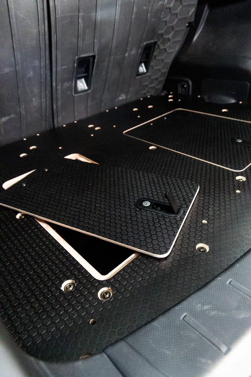 Load image into Gallery viewer, Subaru Crosstrek 2018-2023 2nd Gen. - Rear Plate System
