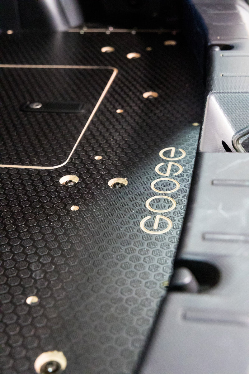 Load image into Gallery viewer, Subaru Crosstrek 2018-2023 2nd Gen. - Rear Plate System
