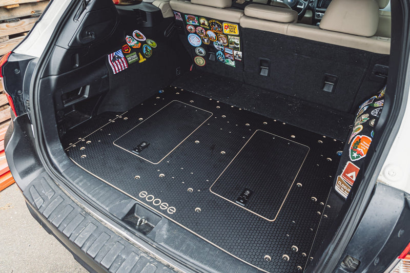 Load image into Gallery viewer, Subaru Outback 2015-2019 5th Gen. - Rear Plate System
