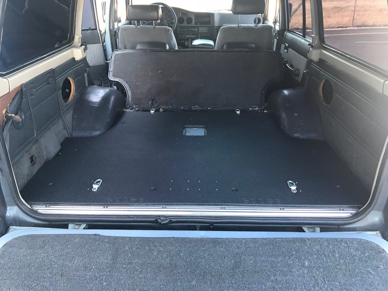 Load image into Gallery viewer, Toyota Land Cruiser 1980-1990 60 Series - Rear Plate System
