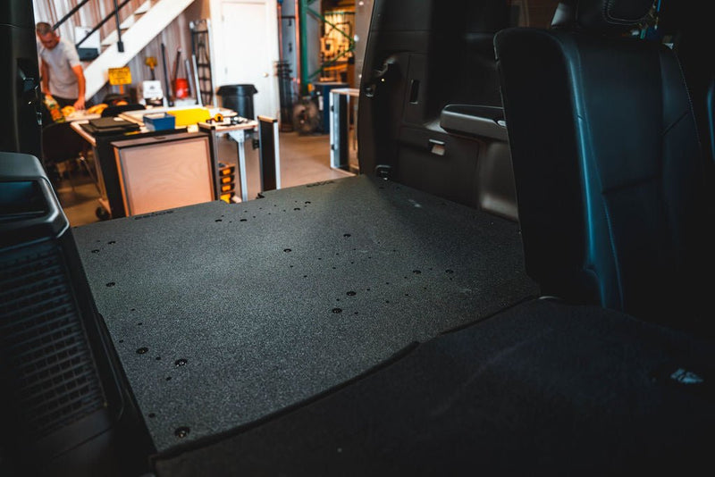 Load image into Gallery viewer, Toyota - Land Cruiser - 2024-Present - LC250 - Explore Series - Rear Plate System
