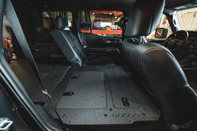 Load image into Gallery viewer, Toyota - Land Cruiser - 2024-Present - LC250 - Explore Series - Seat Delete Plate System - Second Row - Plate Based
