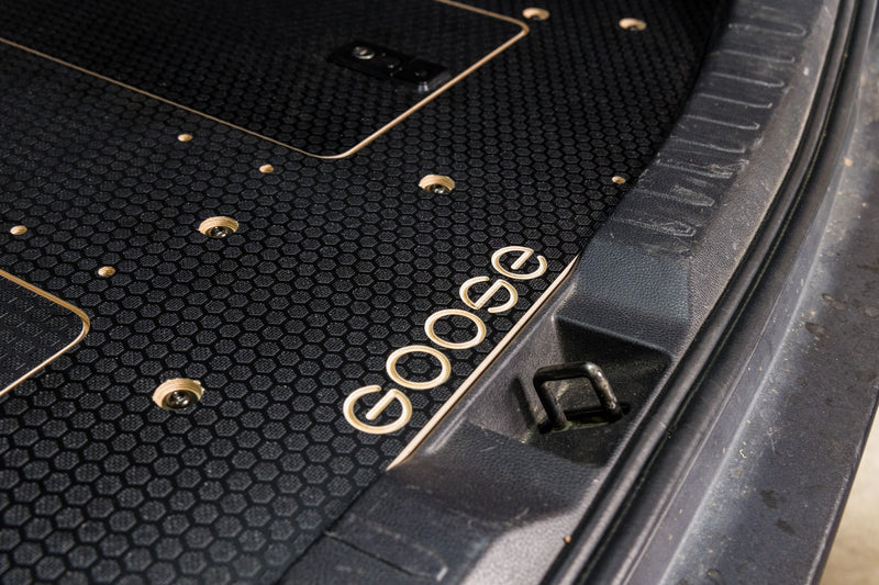 Load image into Gallery viewer, Toyota Rav4 2019-Present 5th Gen. - Rear Plate System
