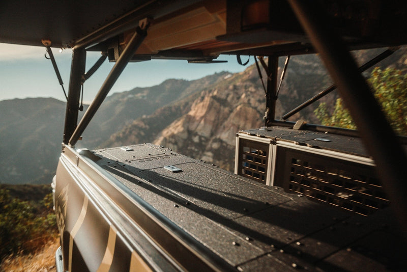 Load image into Gallery viewer, Toyota Tacoma - 2016-2023 - 3rd Gen - 6’ Bed - Explore Series - UltraLite - GFC
