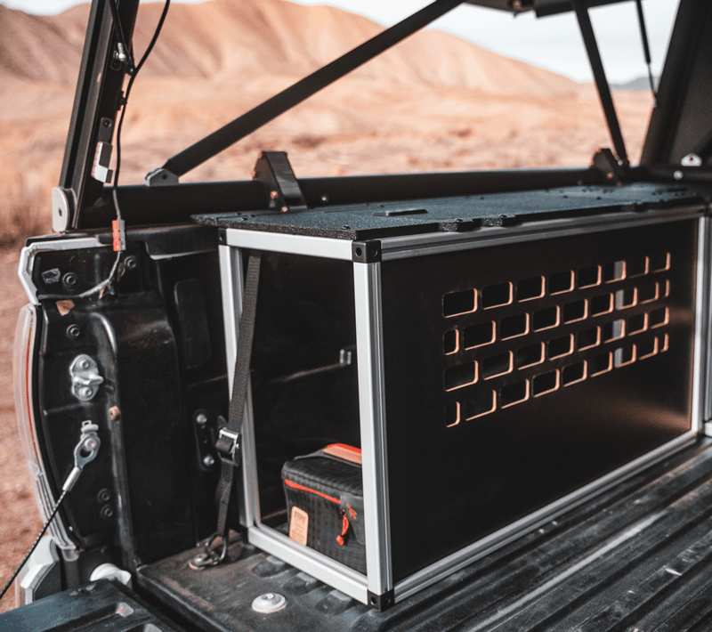 Load image into Gallery viewer, Toyota Tacoma - 2016-2023 - 3rd Gen - 5’ Bed - Explore Series - UltraLite - Super Pacific
