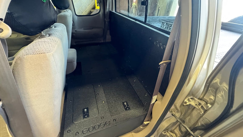 Load image into Gallery viewer, Toyota - Tundra - 2000-2006 - 1st Gen - Access Cab - Explore Series - Seat Delete Plate System - Second Row - 100%
