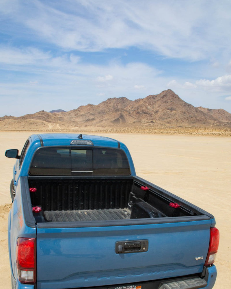 Load image into Gallery viewer, Truck Knucks - Red
