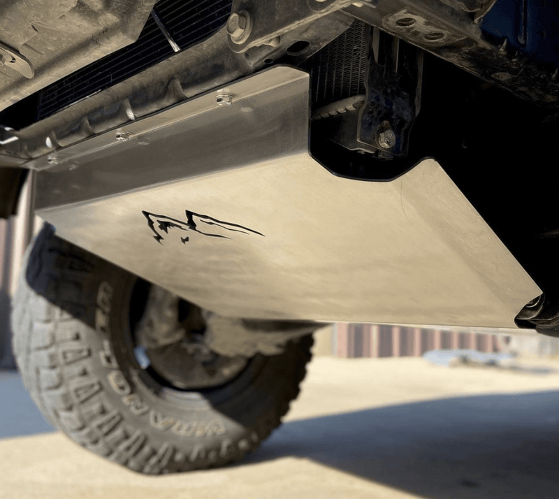 Load image into Gallery viewer, 1996-2002 3rd Gen 4Runner Steel Skid Plate

